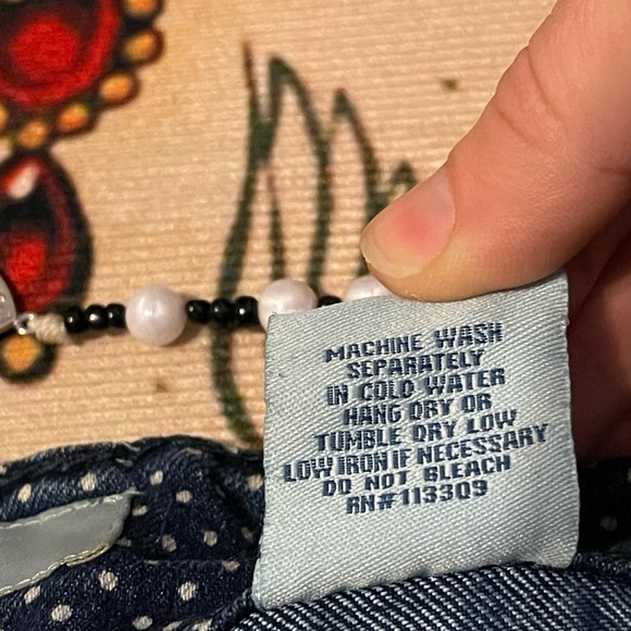 🫐ADORABLE POLKA-DOTED CUFFED DENIM SHORTS!🫐 - Picture 6 of 13